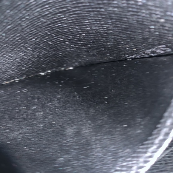 Louis Vuitton Epi  card case - Picture 7 of 10